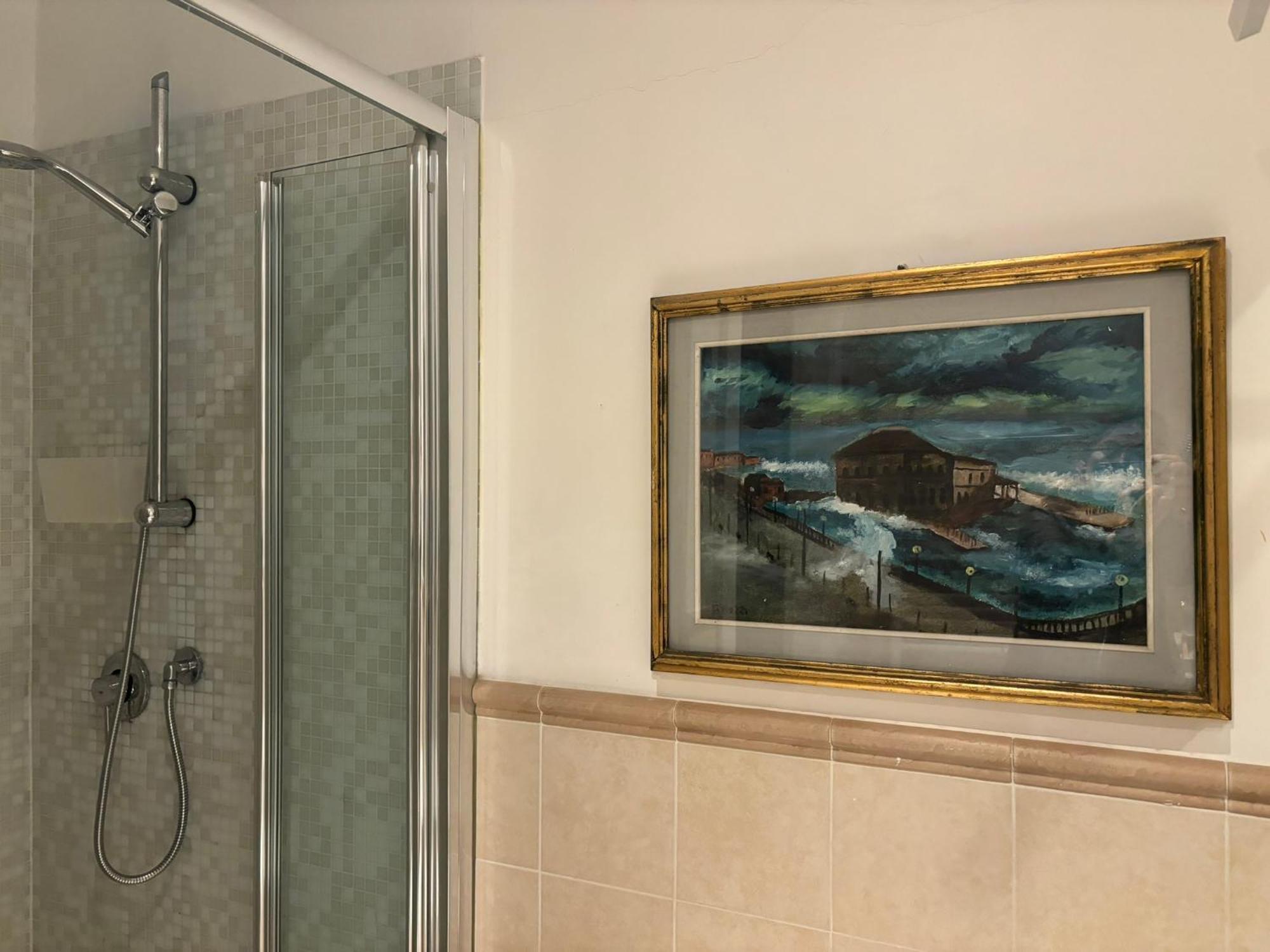Double Room,1585549437:JPEG