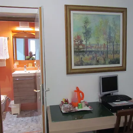 Althea Rooms-2